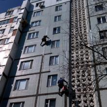 Краснодонская 80 - гидроизоляция панельных швов